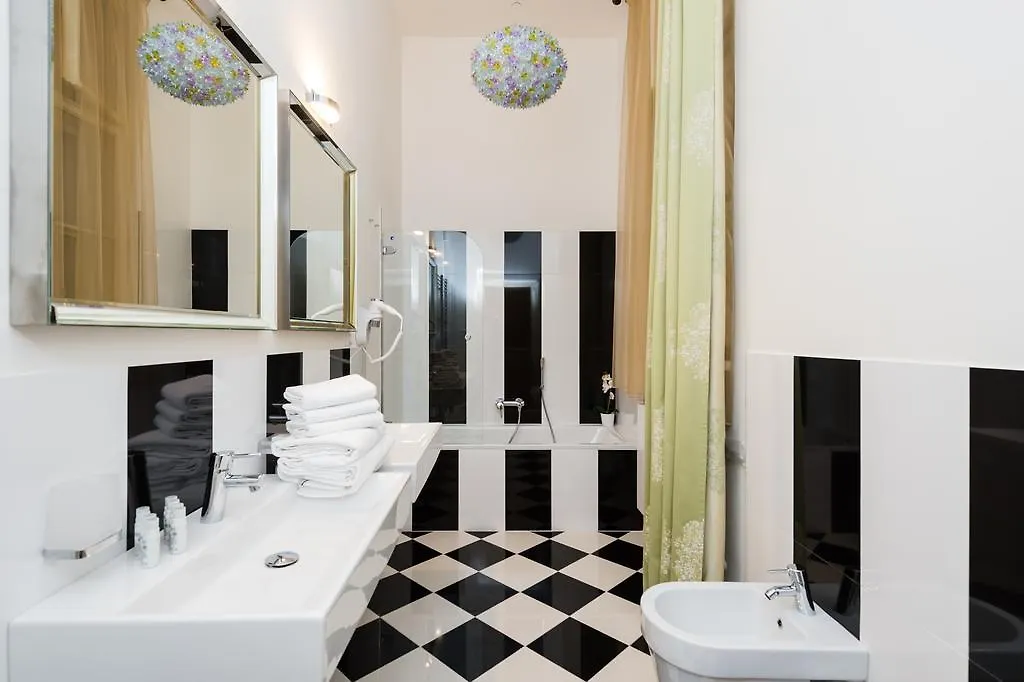 Grand Central Residence By Tkc