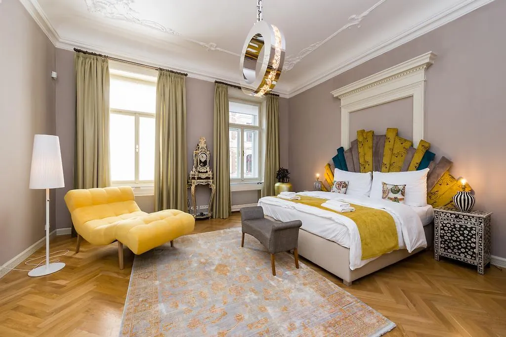 Grand Central Residence By Tkc location