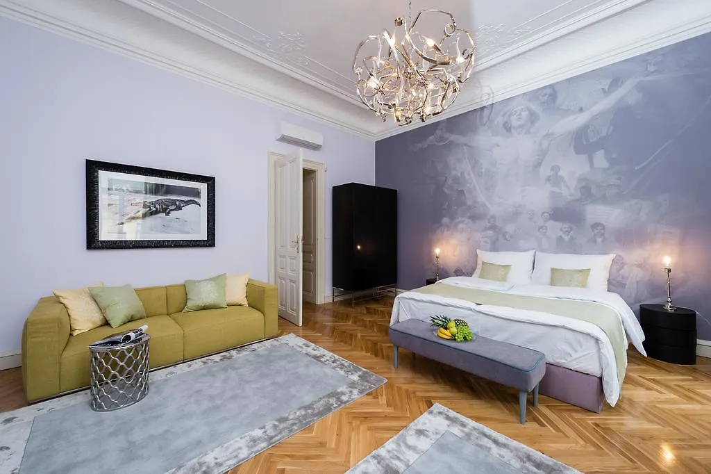 Grand Central Residence By Tkc Prague