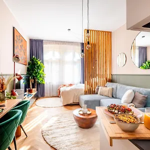Accordion Boutique & Premium Hotel