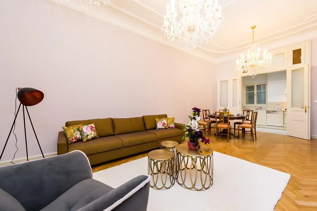 Grand Central Residence By Tkc Πράγα Ξενοδοχείο με διαμερίσματα